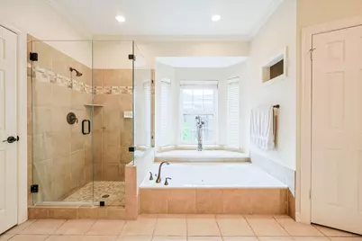 4806 Kirkwall Drive, Sugar Land, TX 77479 - Photo 18