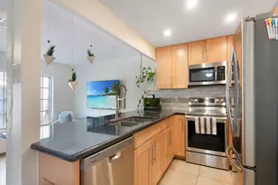 11681 Village Pl Dr, Houston, TX 77077 - Photo 10