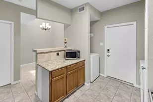 1620 Wellington Pl, Beaumont, TX 77706 - Photo 10