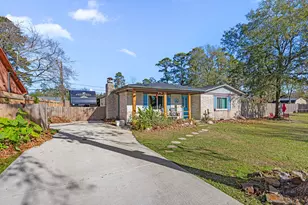 227 Glencroft Ct, Huffman, TX 77336 - Photo 2