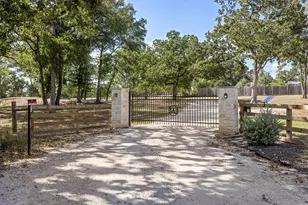 1121 Allen Rd, Brenham, TX 77833 - Photo 2