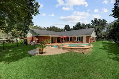 319 Garrett Road, Wharton, TX 77488 - Photo 4