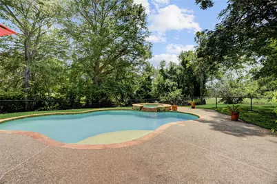 319 Garrett Road, Wharton, TX 77488 - Photo 6