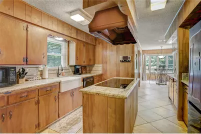 319 Garrett Road, Wharton, TX 77488 - Photo 8