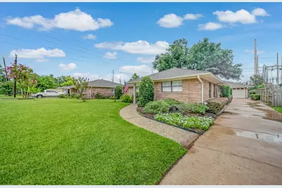 1330 Foxwood Road, Houston, TX 77008 - Photo 4