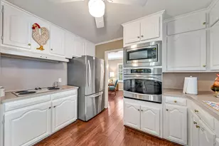 1330 Foxwood Rd, Houston, TX 77008 - Photo 16