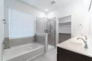 13709 Seneca Lk Dr, Texas City, TX 77568 - Photo 10