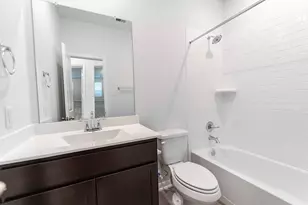13709 Seneca Lk Dr, Texas City, TX 77568 - Photo 12