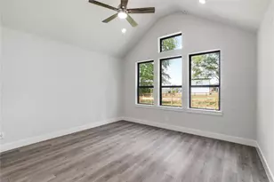 514 Black Bronco Rd, Magnolia, TX 77354 - Photo 4