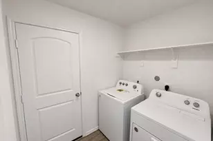 1135 Sultana Spgs Ct, Houston, TX 77090 - Photo 2