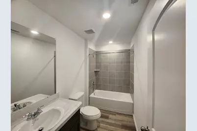 1135 Sultana Springs Court, Houston, TX 77090 - Photo 12
