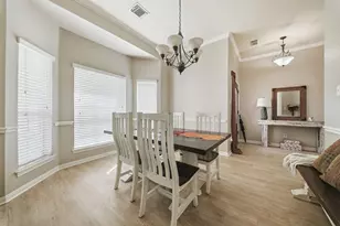 402 Prattwood Ct, League City, TX 77573 - Photo 8