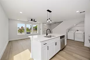 7611 Lawn St, Houston, TX 77088 - Photo 4