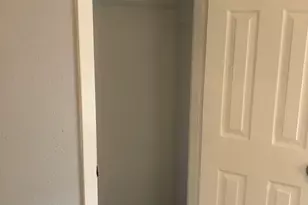 503 Willow Ave, Cleveland, TX 77327 - Photo 12