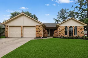 3810 Clover Dr, Alvin, TX 77511 - Photo 8
