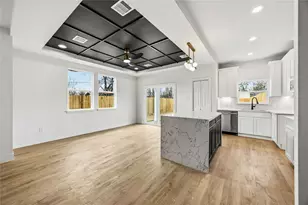 5955 Southseas St, Houston, TX 77033 - Photo 8