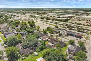 1422 Scharpe St, Houston, TX 77023 - Photo 2