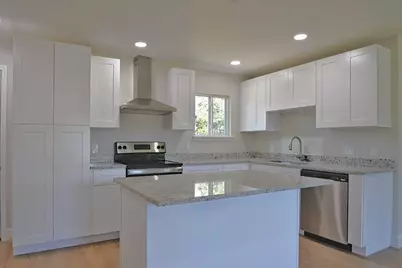 10910 Fullerton Drive, Houston, TX 77043 - Photo 4