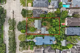 3736 Bellaire Blvd, Southside Place, TX 77025 - Photo 4