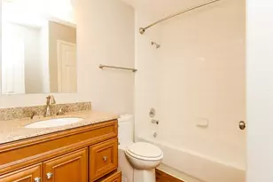 229 Mammoth Springs Ln, Dickinson, TX 77539 - Photo 16