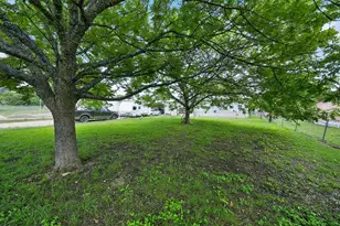 519 Loyal Valley Rd, Kerrville, TX 78028 - Photo 30