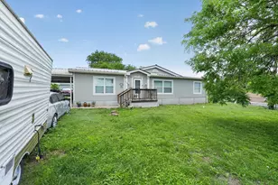 519 Loyal Valley Rd, Kerrville, TX 78028 - Photo 2