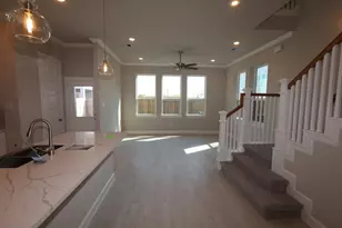 3112 La Rambla Dr, Houston, TX 77047 - Photo 4