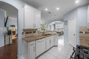 18903 Candlecreek Dr, Spring, TX 77388 - Photo 12