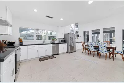 8808 Wateka Drive, Houston, TX 77074 - Photo 12