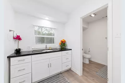 8808 Wateka Drive, Houston, TX 77074 - Photo 18