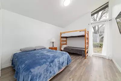 8808 Wateka Drive, Houston, TX 77074 - Photo 24