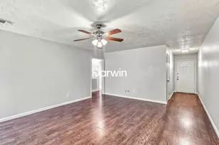 6406 Summer Ridge Dr, Houston, TX 77489 - Photo 2