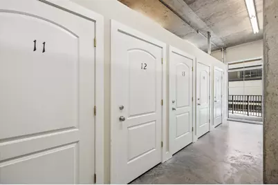 1616 Fountain View Drive #209, Houston, TX 77057 - Photo 12