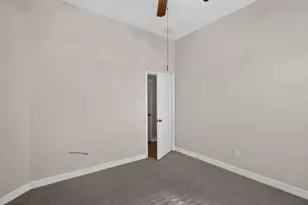 8807 Wenona Walk, Missouri City, TX 77459 - Photo 16