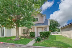 15850 E Park Ct, Houston, TX 77082 - Photo 4