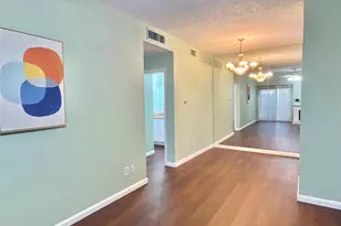 7900 N Stadium Dr, Houston, TX 77030 - Photo 2