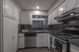 2511 Marilee Ln, Houston, TX 77057 - Photo 8
