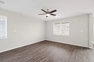 9219 Grace Rdg Dr, Willis, TX 77318 - Photo 8