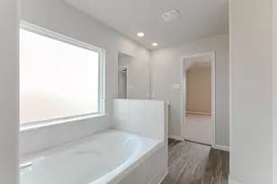 9219 Grace Rdg Dr, Willis, TX 77318 - Photo 24