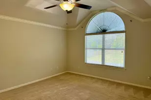 202 Almond Dr, Baytown, TX 77520 - Photo 8