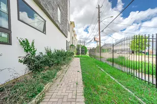 1412 Wheeler St, Houston, TX 77004 - Photo 40