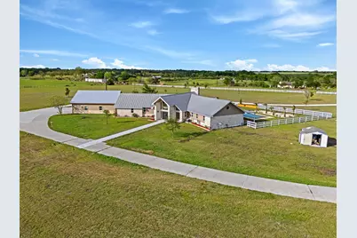 2644 Linda Ln, Brenham, TX 77833 - Photo 4