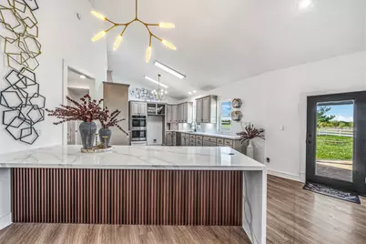 2644 Linda Ln, Brenham, TX 77833 - Photo 16