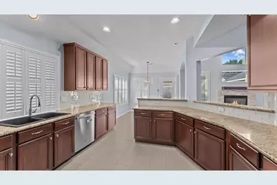 7318 Hickory Canyon Court, Humble, TX 77396 - Photo 12