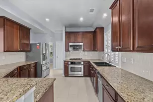 7318 Hickory Canyon Ct, Humble, TX 77396 - Photo 14