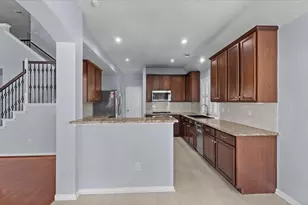 7318 Hickory Canyon Ct, Humble, TX 77396 - Photo 16