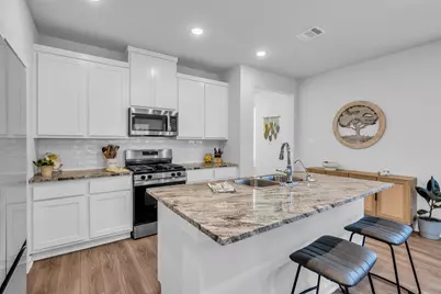 2818 Bluebonnet Ridge Drive, Conroe, TX 77304 - Photo 8