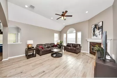 2704 Sunnyside Lane, Pearland, TX 77584 - Photo 8