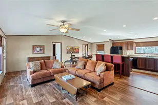 154 Cowboy, Gonzales, TX 78629 - Photo 8