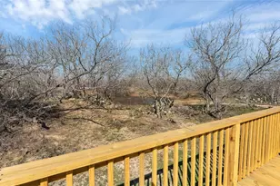 154 Cowboy, Gonzales, TX 78629 - Photo 32